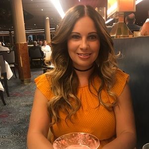 Meet your Posher, Marcia